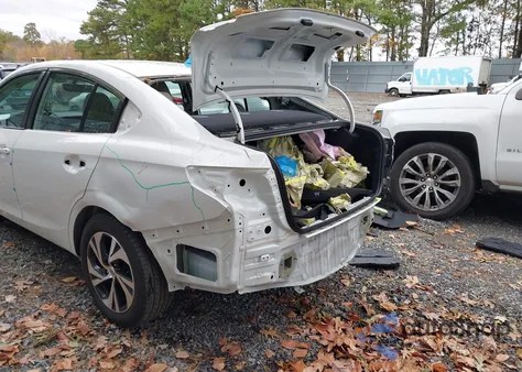 2022 Subaru Legacy Premium z USA, uszkodzony, nr VIN 4S3BWAD62N3028643